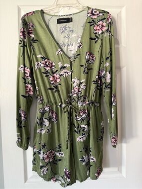 MINKPINK Olive Floral Long Sleeve Wrap Romper with Pink Accents. Size L